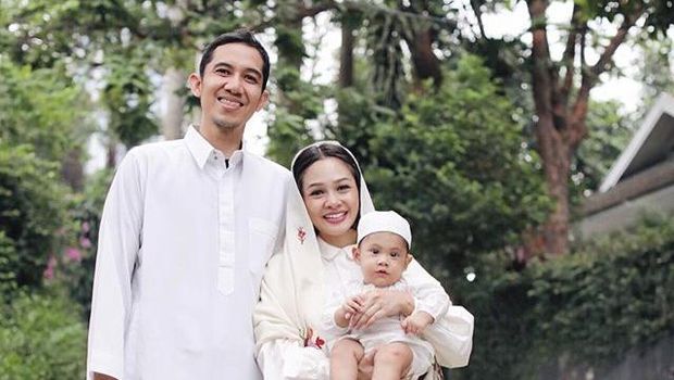 Ini Dia 10 Pasangan Terhot