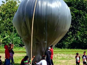 Tradisi Lepas Balon Udara Membahayakan, Ini Imbauan AirNav