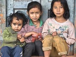 Potret Keren Perkampungan di Atas Awan