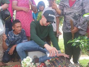 Raffi Ahmad Tengok Olga Syahputra yang Sedang Ulang Tahun