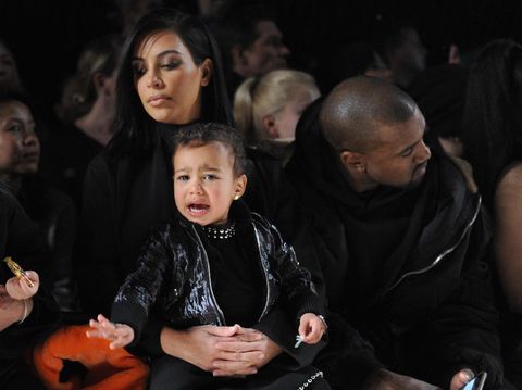 Lagi, Cara Kim Kardashian Mengasuh Anak Dikritik Netizen