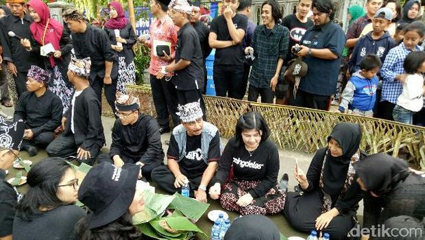  Mudik ke Banyuwangi, Menpar Ikuti Ritual Adat Barong Ider Bumi