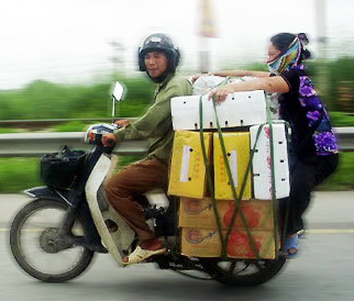 Kumpulan Meme Kocak  Mudik dengan Sepeda  Motor Foto  3