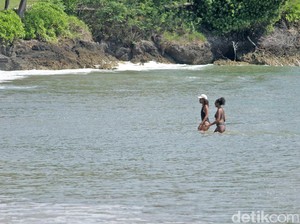 Menjual Jejak-jejak Obama di Bali