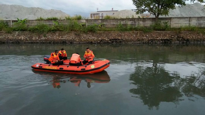 Amankan Pengunjung di Tempat Wisata, SAR Banten Siagakan Sea Rider
