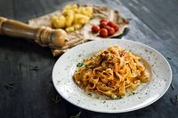 Ini Makanan yang Dimasak Shah Rukh Khan untuk Anaknya Saat Libur Hari Raya