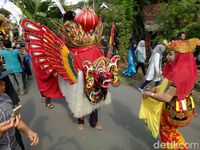  Mudik ke Banyuwangi, Menpar Ikuti Ritual Adat Barong Ider Bumi