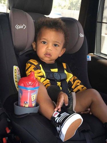 Lagi, Cara Kim Kardashian Mengasuh Anak Dikritik Netizen