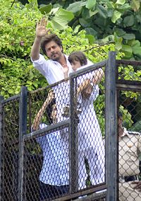 Ini Makanan yang Dimasak Shah Rukh Khan untuk Anaknya Saat Libur Hari Raya