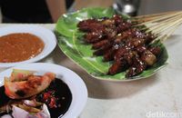 Mencicip Sate Maranggi dan Dombrut Khas Jawa Barat yang Bikin Kangen