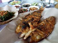 8 Warung hingga Restoran Ini Bisa Dikunjungi Kalau Sedang ke Jimbaran