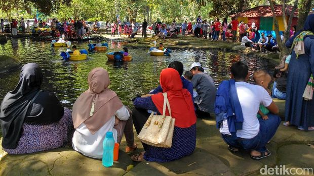 Liburan di Taman Wiladatika