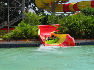 Liburan Seru di Atlantis Ancol Bisa Bawa Pulang Motor