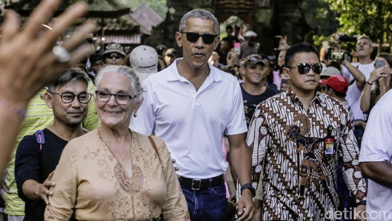 Foto: Obama saat di Pura Kawi, Bali (David Saut/detikTravel) Foto: Obama saat di Pura Kawi, Bali (David Saut/detikTravel)