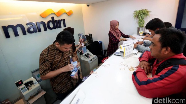 Saldo Lebih Bank Mandiri Banyak yang Belum Kembali