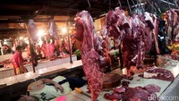 Daging sapi sudah kembali ke harga semula. Seperti diketahui, sesaat menjelang Lebaran harga daging sapi segar sempat menyentuh harga Rp 130.000-150.000 per kg.