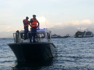 Pencarian Penumpang Kapal yang Jatuh di Selat Bali Dilanjut Besok