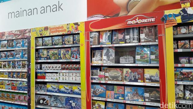 Diskon mainan di Transmart Carrefour
