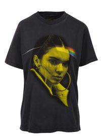 Kritik Kendall Jenner, Sharon Osbourne: Kamu Lebih Baik Jualan Lip Gloss