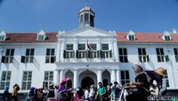 Penampakan ramainya kawasan Kota Tua, Jakarta, Kamis (29/6/2017).