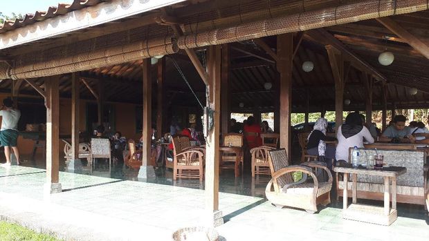 Restoran Bumi Langit yang dikunjungi Obama.