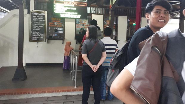 Antrean tiket pengunjung Candi Prambanan, Kamis (29/6)