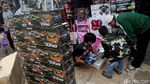 Pasar Gembrong Ramai Dipadati Pembeli