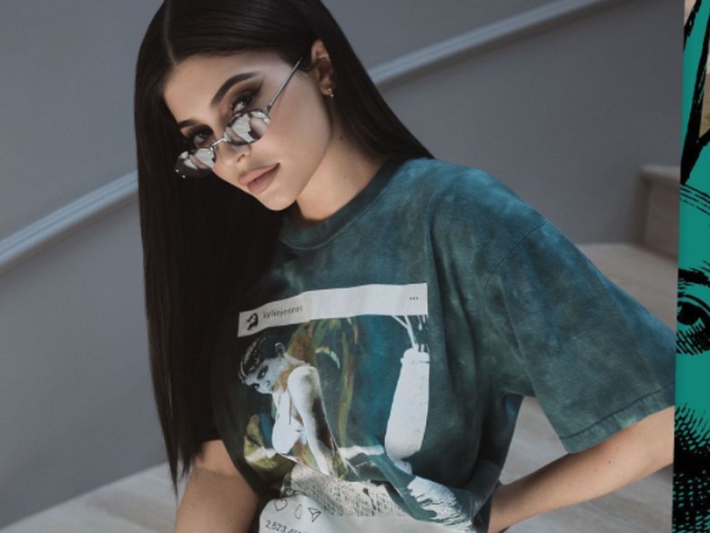 Jika Benar Hamil Begini Kira Kira Penampilan Kylie Jenner