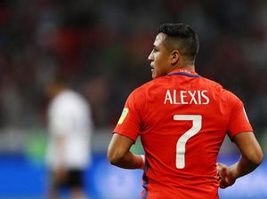 Wenger Optimistis Sanchez Bertahan di Arsenal