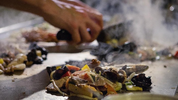 Pria Ini Badannya Seperti Dicambuk Usai Makan Jamur Shiitake