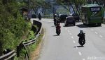 Perhatian, Banyak Pembatas Jalan Rusak di Jalur Nagreg