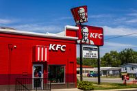 Begini Sebenarnya Proses Menggoreng Ayam Goreng KFC