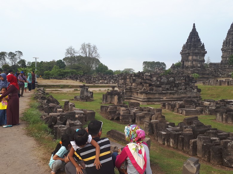Setelah Jalan Jalan 1 Jam Obama Tinggalkan Candi Prambanan Setelah Jalan Jalan 1 Jam Obama Tinggalkan Candi Prambanan