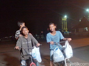Demi Bertemu Ibu, 3 Bocah Ini Cuma Bawa Sepeda Butut dan Rp 140 Ribu
