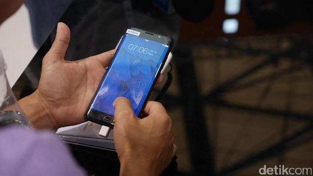 Menjajal Sensor Sidik Jari di Balik Layar Vivo