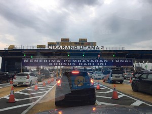 Arus Mudik, Gerbang Tol Cikarang Utama Mulai Ramai Kendaraan