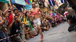 Lomba Lari dengan High Heels ala Kaum Gay di Spanyol