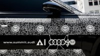 meski belum diperkenalkan secara resmi, Audi sudah membocorkan prototipe All New Audi A8 dengan seluruh badan yang di kamuflase mengkawal Spider-Man dalam penayangan film perdana Spider-Man: Home Coming. Foto: Pool (Inautonews)