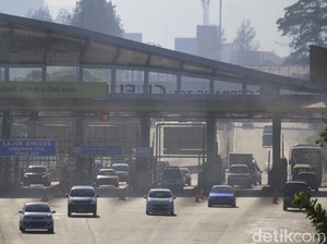 Ini Kelakuan Pengendara di Jalan Tol yang Nyebelin