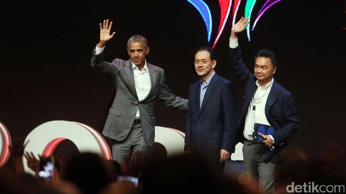 Dino: TKI Berkontribusi Besar untuk Tanah Air