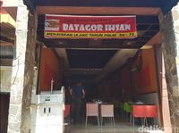 HUT Polri, Tempat Makan Ini Gratiskan Makan untuk Anggota Polres Cianjur
