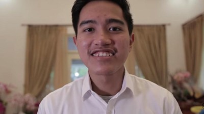 Beragam Aksi Kaesang Putra Jokowi Saat Nge-Vlog dan Sindiran Ndeso