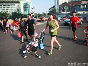 Meski Tak Ada Car Free Day Warga Padati Bundaran HI