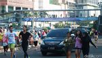 Meski Tak Ada Car Free Day Warga Padati Bundaran HI