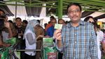 Gubernur Djarot Jajal JakCard Baru