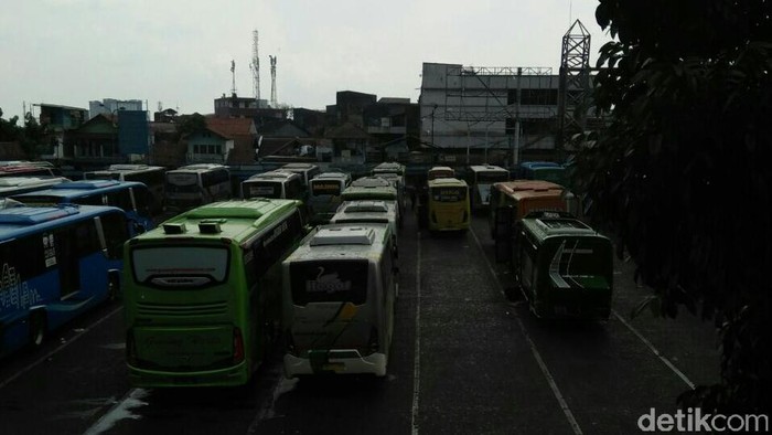 Arus Balik di Terminal Cicaheum Bandung Masih Sepi