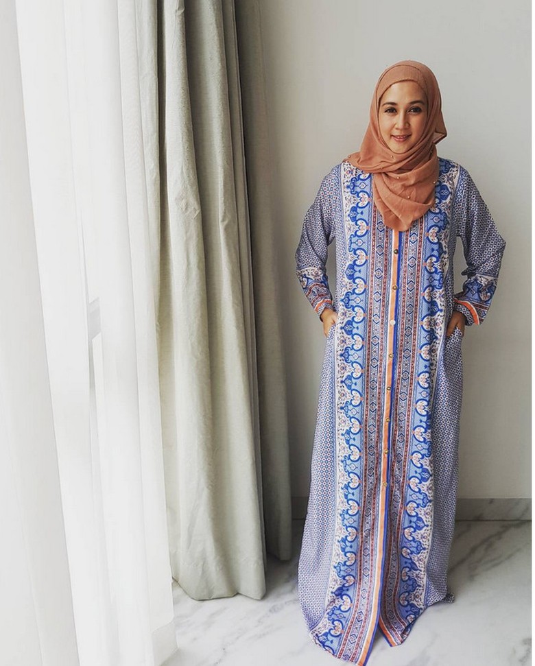 Ini Isi Putusan Cerai Verstek Dina Lorenza dan Ghatan Ini Isi Putusan Cerai Verstek Dina Lorenza dan Ghatan