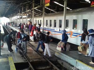 Daop 2 Bandung: Puncak Arus Mudik Hari Ini