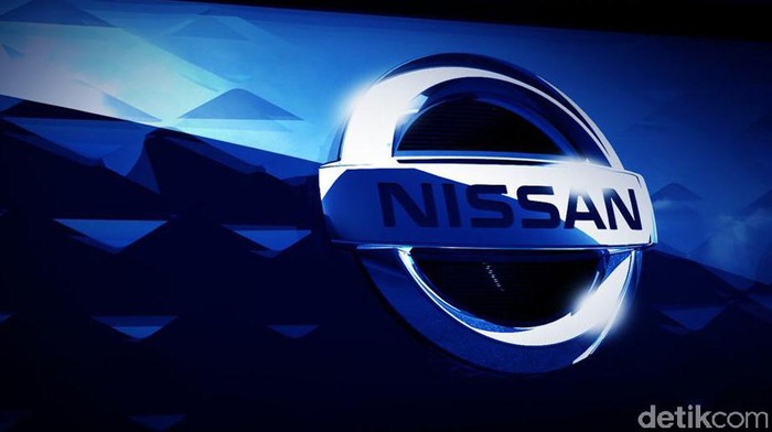 Nissan Bocorkan Grille Terbaru Mobil Listrik LEAF