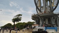 Anda bisa ke Tugu Nol Kilometer Indonesia untuk sekadar berfoto menikmati keindahan alamnya. Kalau ke Sabang tidak ke Tugu Nol Kilometer berarti belum sah datang ke sana (Datuk Haris Molana/detikTravel)